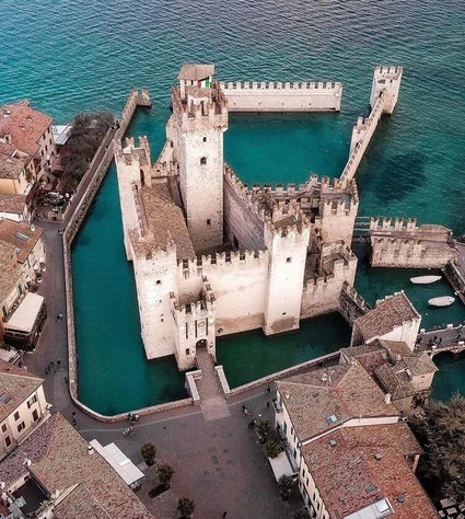 Group tour: il fascino del Golfo di Salò e la Penisola di Sirmione 12